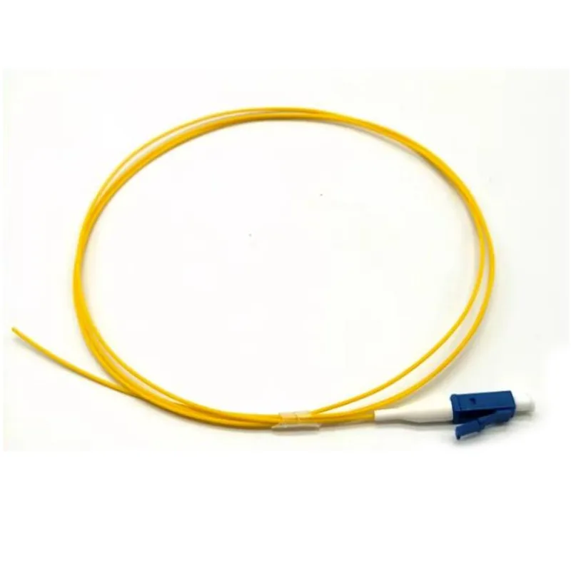 LC/UPC 0,9 ​​mm sjóntrefjar pigtail